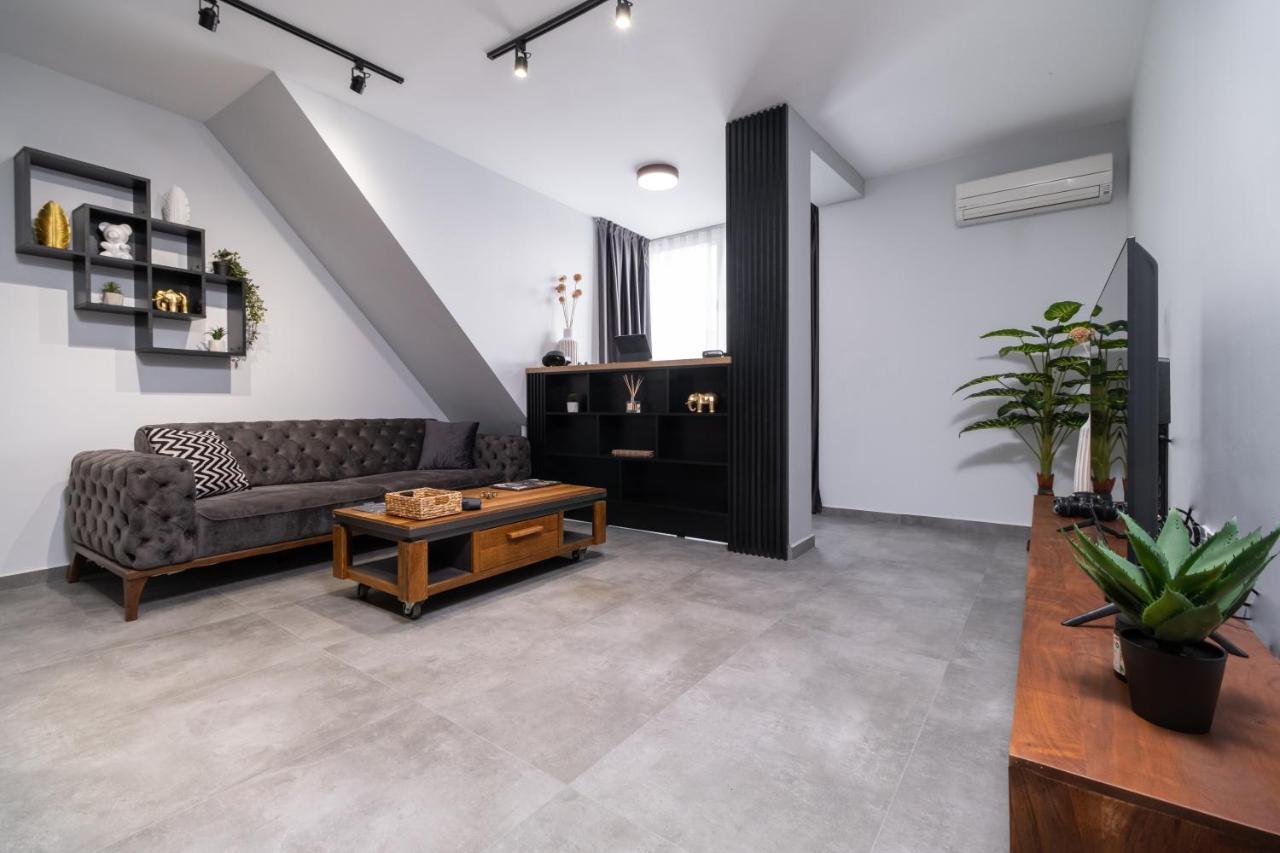 Chic 1Br Apartment With Balcony In Plovdiv Exterior foto